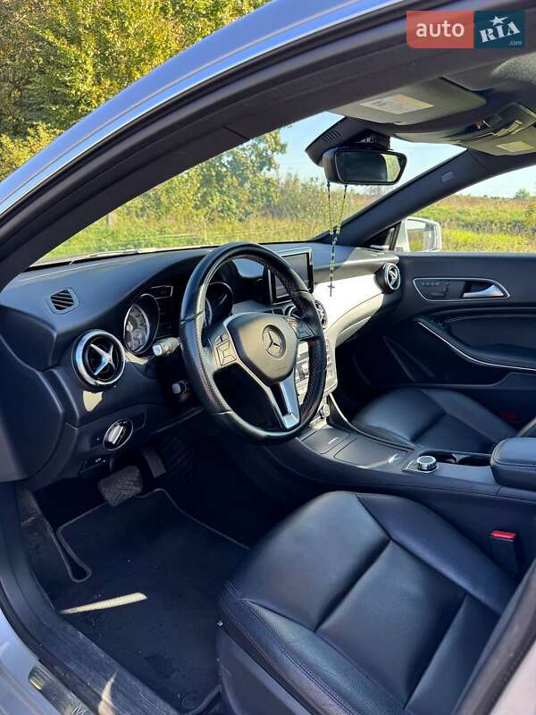 Седан Mercedes-Benz CLA-Class 2014 в Львове