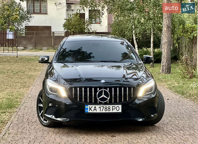 Седан Mercedes-Benz CLA-Class 2013 в Киеве