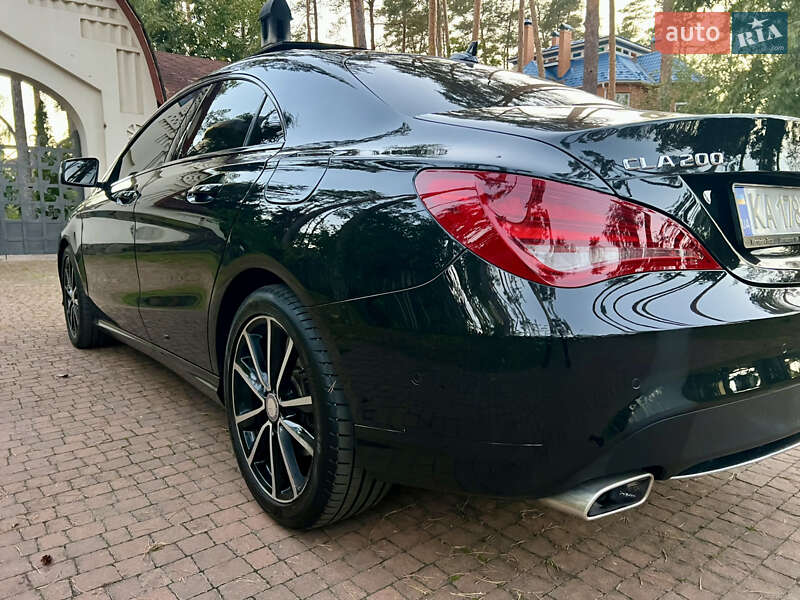 Седан Mercedes-Benz CLA-Class 2013 в Киеве