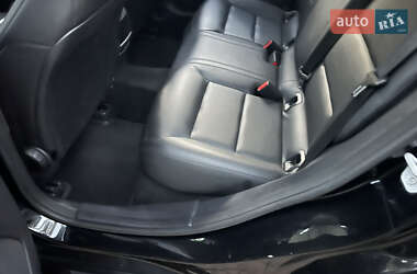 Седан Mercedes-Benz CLA-Class 2013 в 