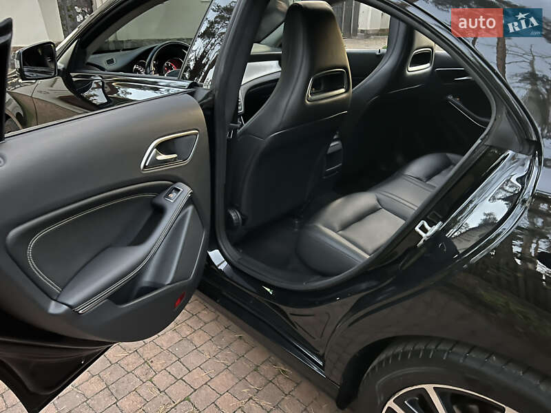 Седан Mercedes-Benz CLA-Class 2013 в Киеве