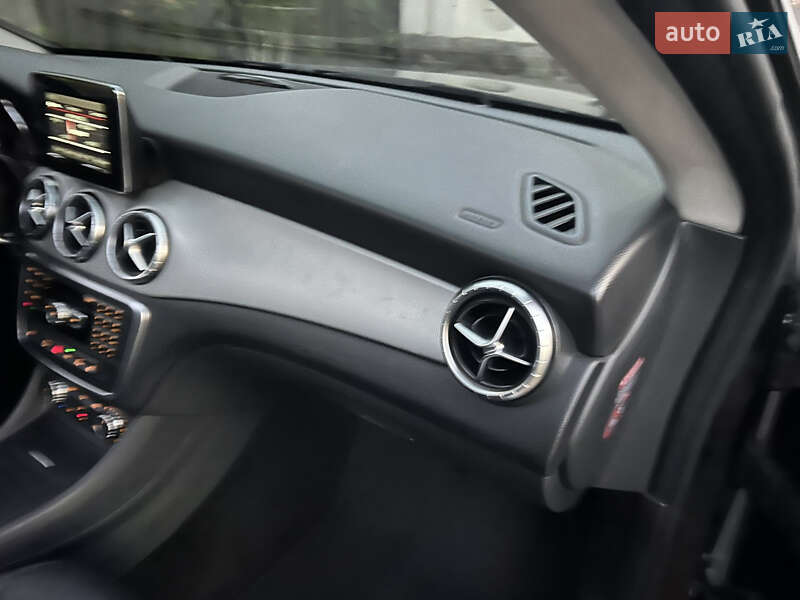 Седан Mercedes-Benz CLA-Class 2013 в Киеве
