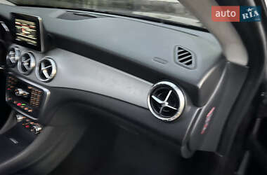 Седан Mercedes-Benz CLA-Class 2013 в 