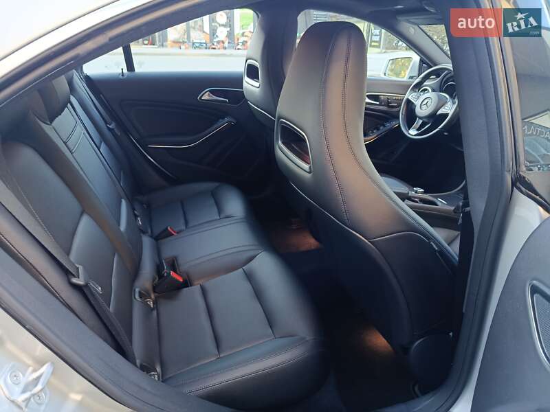 Седан Mercedes-Benz CLA-Class 2015 в Косове