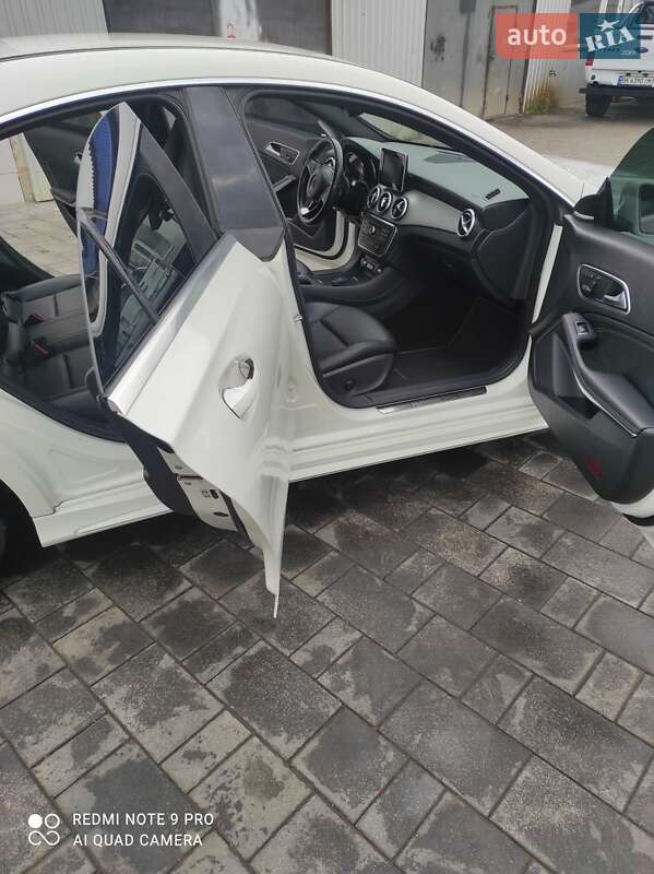 Седан Mercedes-Benz CLA-Class 2015 в Умані
