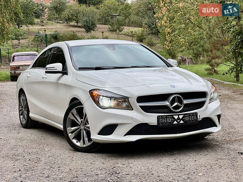 Седан Mercedes-Benz CLA-Class 2015 в Валках