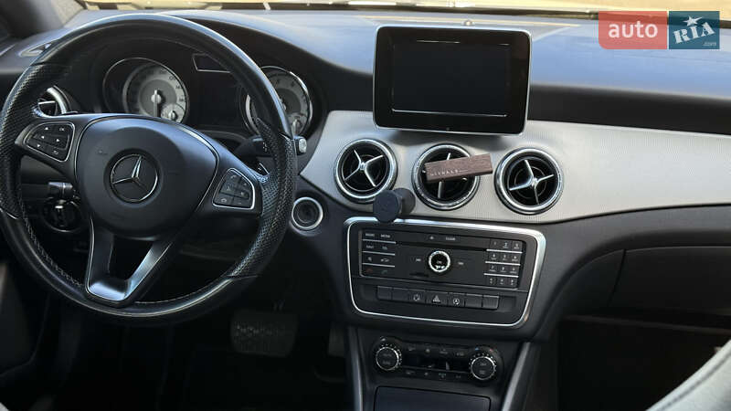 Седан Mercedes-Benz CLA-Class 2015 в Києві