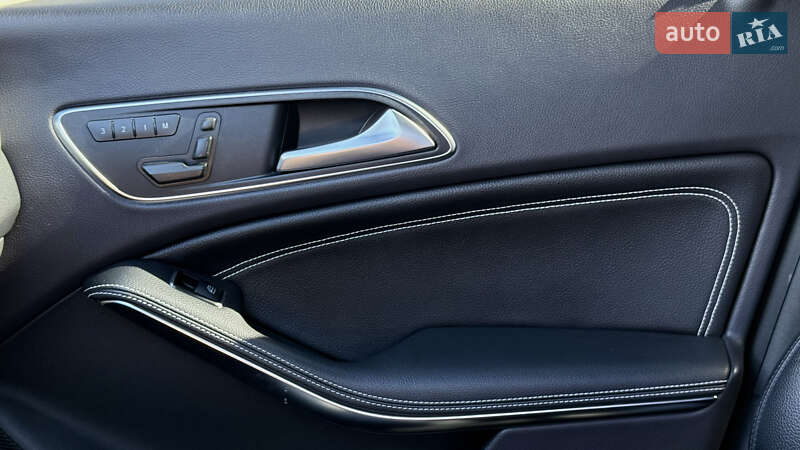 Седан Mercedes-Benz CLA-Class 2015 в Києві