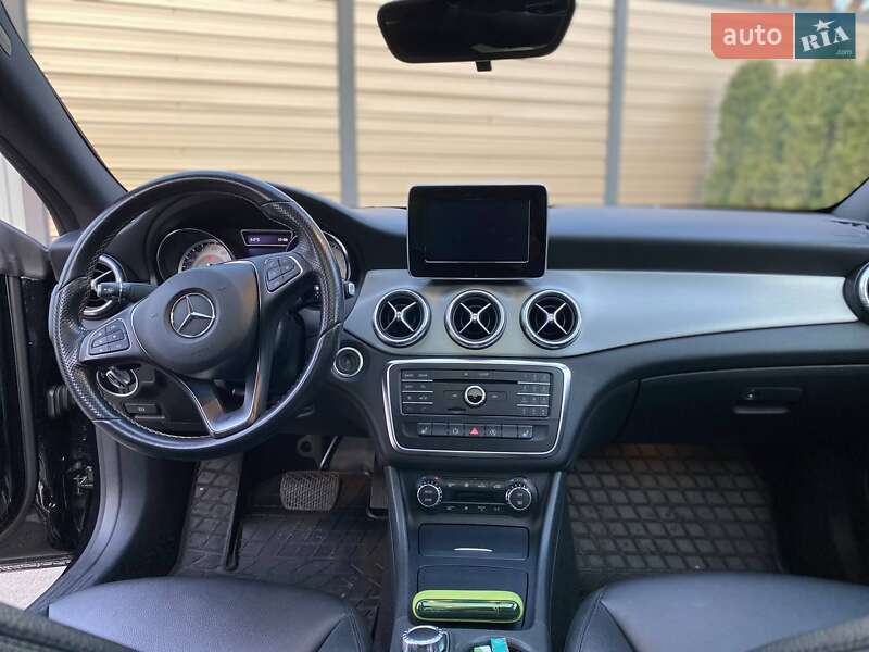 Седан Mercedes-Benz CLA-Class 2015 в Киеве