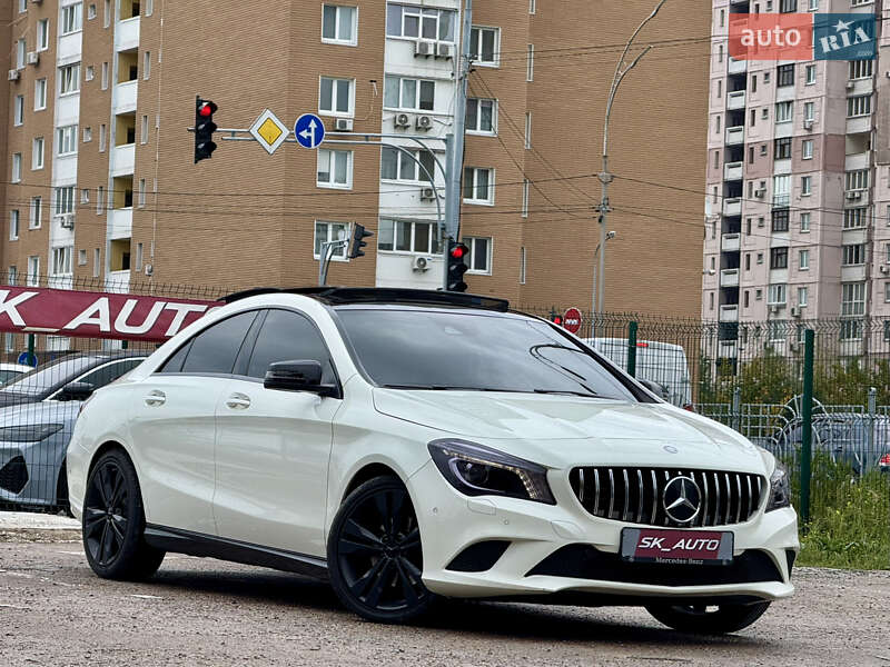 Седан Mercedes-Benz CLA-Class 2016 в Киеве