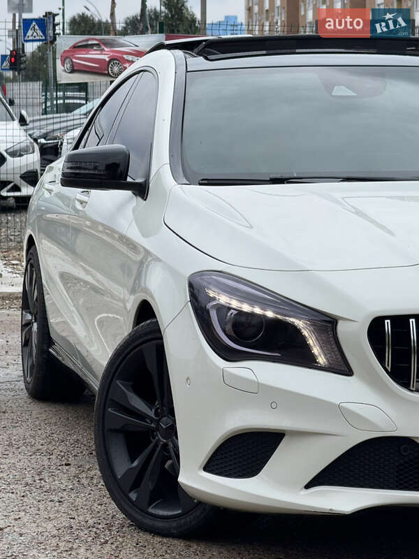Седан Mercedes-Benz CLA-Class 2016 в Киеве