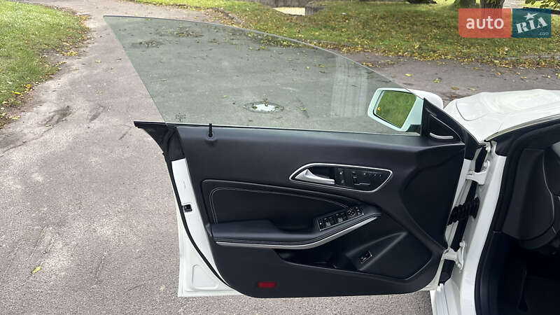 Седан Mercedes-Benz CLA-Class 2014 в Дубно