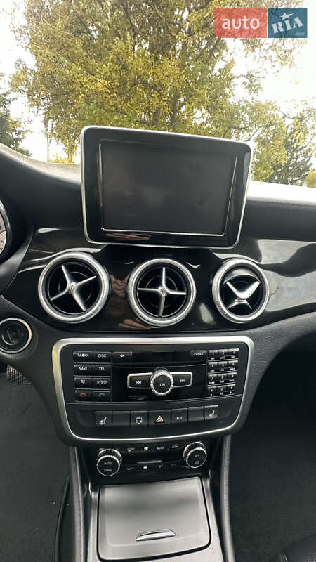 Седан Mercedes-Benz CLA-Class 2014 в Дубно