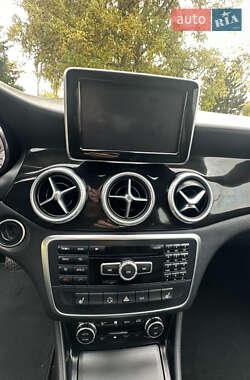 Седан Mercedes-Benz CLA-Class 2014 в 