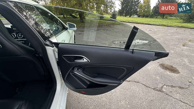 Седан Mercedes-Benz CLA-Class 2014 в Дубно