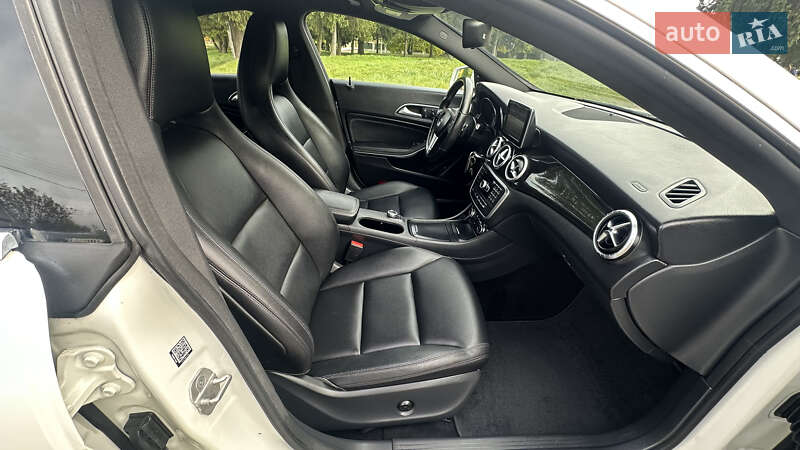 Седан Mercedes-Benz CLA-Class 2014 в Дубно