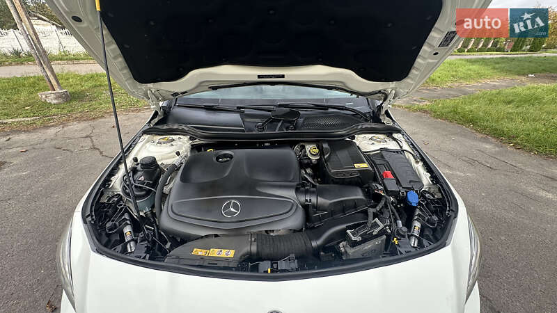Седан Mercedes-Benz CLA-Class 2014 в Дубно