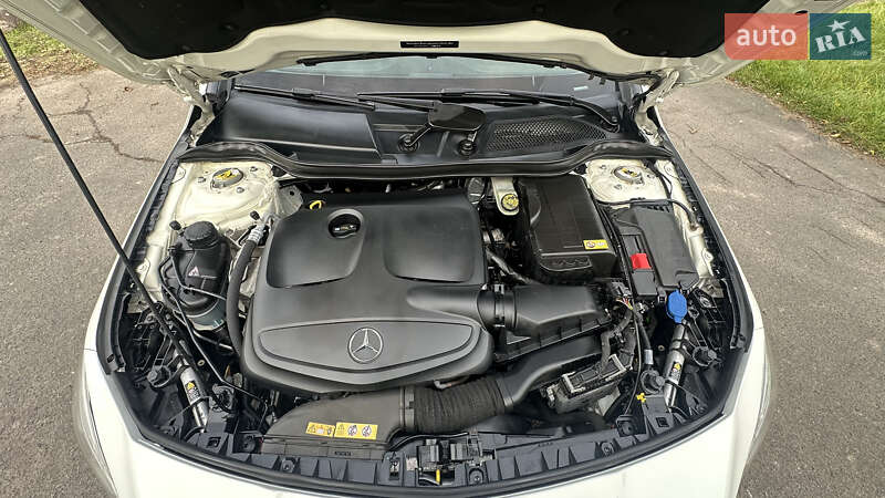 Седан Mercedes-Benz CLA-Class 2014 в Дубно