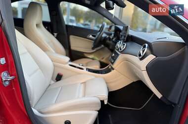 Седан Mercedes-Benz CLA-Class 2018 в 