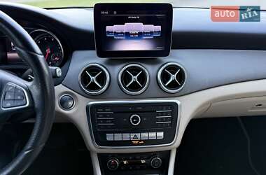 Седан Mercedes-Benz CLA-Class 2018 в 
