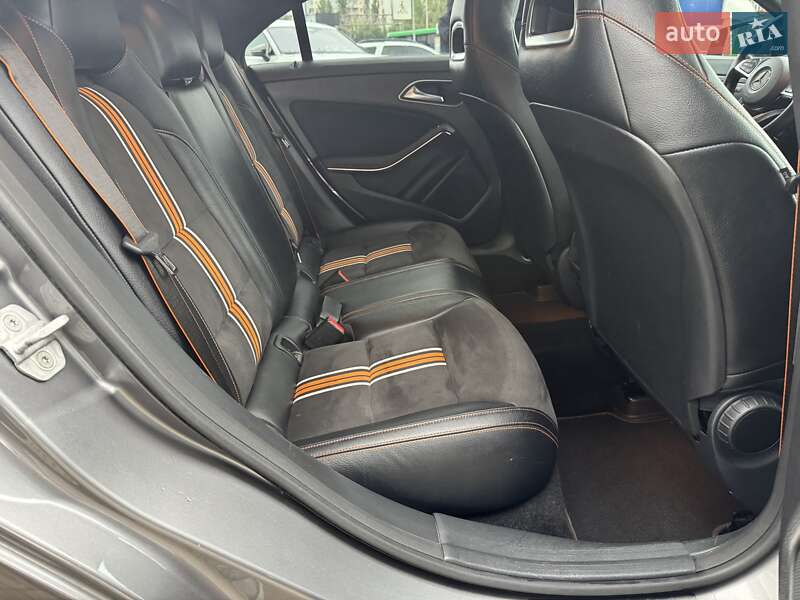 Седан Mercedes-Benz CLA-Class 2015 в Києві