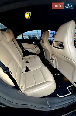Седан Mercedes-Benz CLA-Class 2015 в 