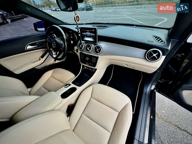 Седан Mercedes-Benz CLA-Class 2015 в Киеве