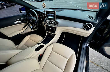 Седан Mercedes-Benz CLA-Class 2015 в 