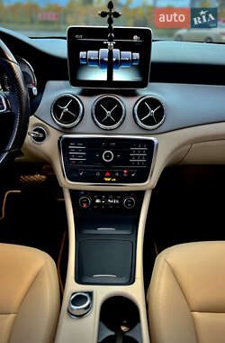 Седан Mercedes-Benz CLA-Class 2015 в 