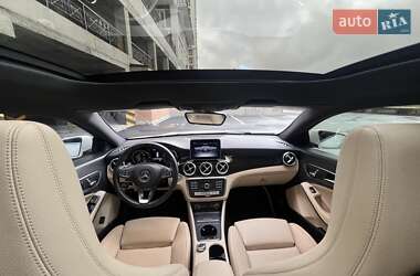 Седан Mercedes-Benz CLA-Class 2018 в Киеве