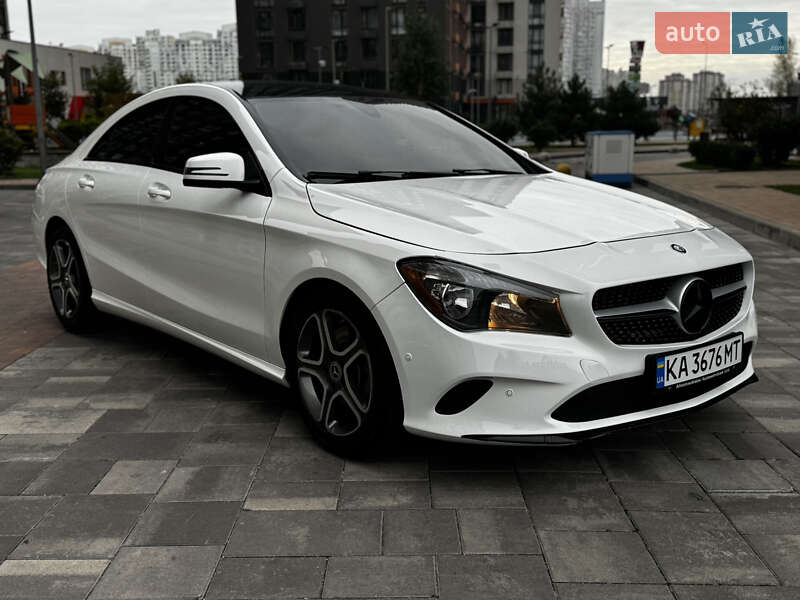 Седан Mercedes-Benz CLA-Class 2018 в Киеве