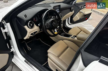 Седан Mercedes-Benz CLA-Class 2018 в  фото 10 Седан Mercedes-Benz CLA-Class 2018 в
