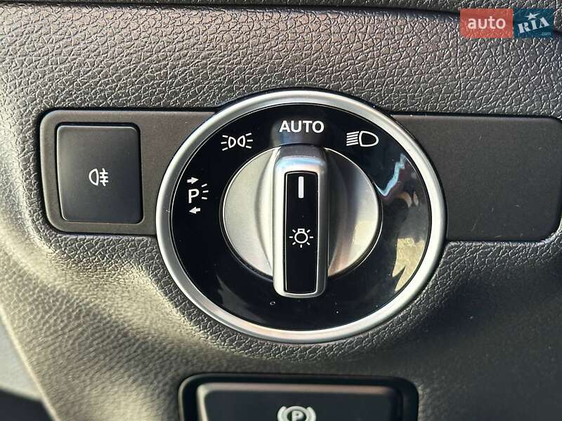 Седан Mercedes-Benz CLA-Class 2016 в Львові фото 22 Седан Mercedes-Benz CLA-Class 2016 в Львові