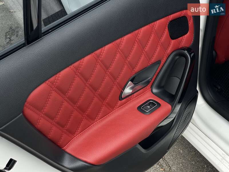 Седан Mercedes-Benz CLA-Class 2019 в Києві фото 16 Седан Mercedes-Benz CLA-Class 2019 в Києві