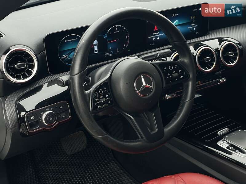 Седан Mercedes-Benz CLA-Class 2019 в Києві фото 28 Седан Mercedes-Benz CLA-Class 2019 в Києві