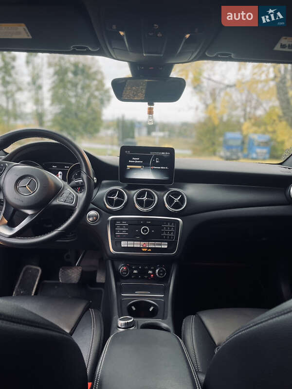 Седан Mercedes-Benz CLA-Class 2018 в Рівному фото 11 Седан Mercedes-Benz CLA-Class 2018 в Рівному
