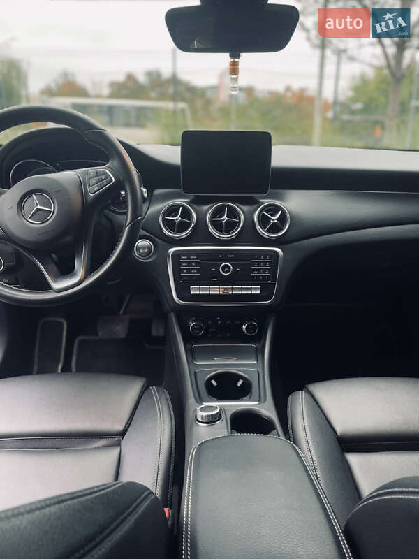 Седан Mercedes-Benz CLA-Class 2018 в Рівному фото 21 Седан Mercedes-Benz CLA-Class 2018 в Рівному