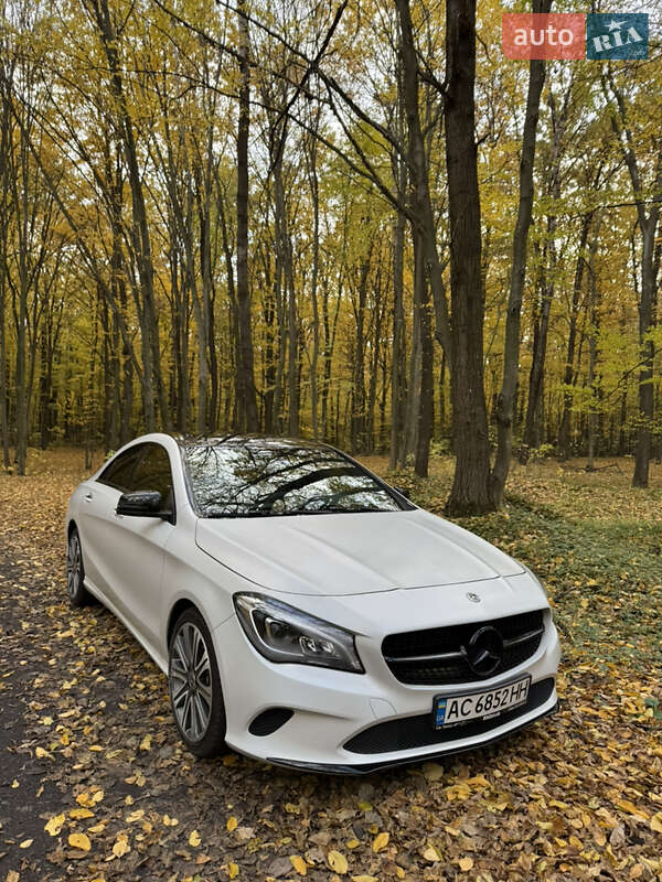 Седан Mercedes-Benz CLA-Class 2018 в Луцке фото 4 Седан Mercedes-Benz CLA-Class 2018 в Луцке