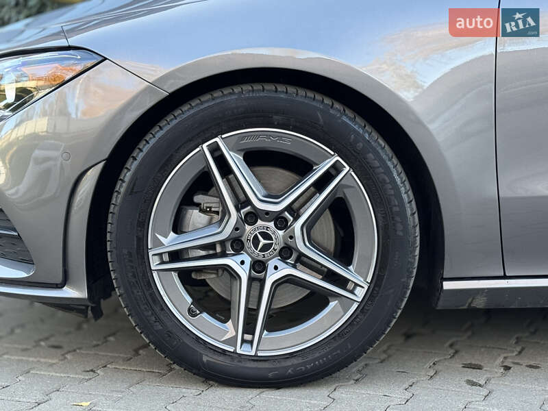 Седан Mercedes-Benz CLA-Class 2019 в Черновцах