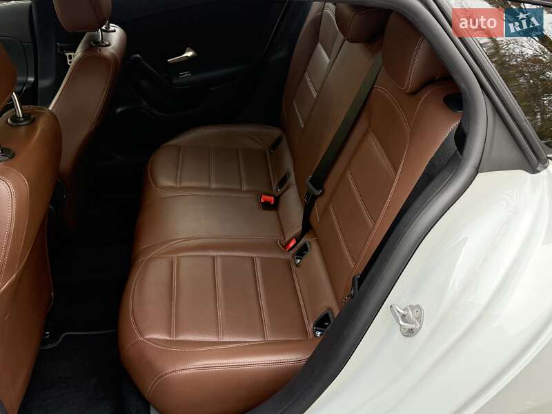 Универсал Mercedes-Benz CLA-Class 2021 в Киеве фото 68 Универсал Mercedes-Benz CLA-Class 2021 в Киеве