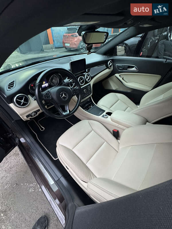 Седан Mercedes-Benz CLA-Class 2015 в Львові фото 9 Седан Mercedes-Benz CLA-Class 2015 в Львові