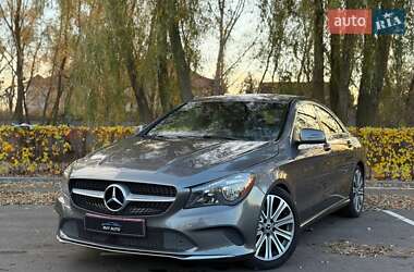 Седан Mercedes-Benz CLA-Class 2018 в Киеве
