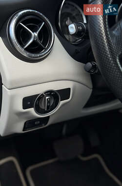 Седан Mercedes-Benz CLA-Class 2014 в Киеве