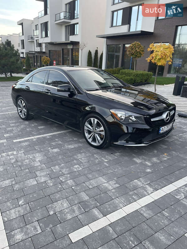 Седан Mercedes-Benz CLA-Class 2017 в Ужгороде