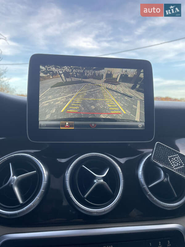 Седан Mercedes-Benz CLA-Class 2017 в Ужгороде