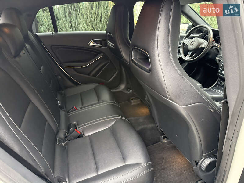 Универсал Mercedes-Benz CLA-Class 2017 в Киеве фото 35 Универсал Mercedes-Benz CLA-Class 2017 в Киеве