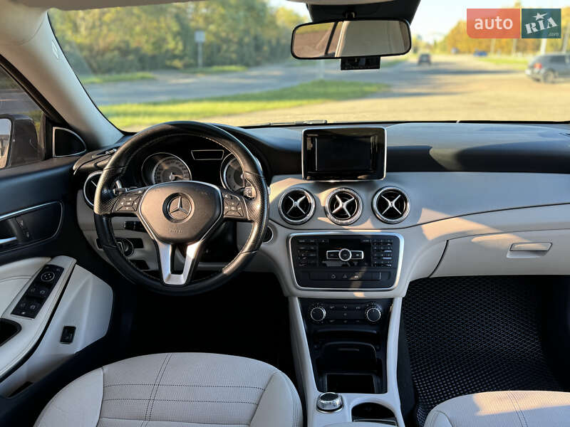 Седан Mercedes-Benz CLA-Class 2014 в Львове