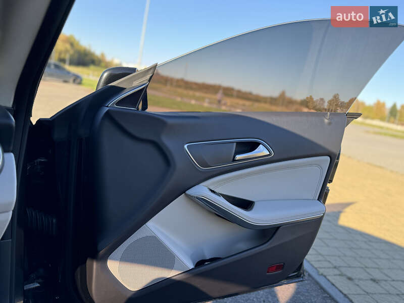 Седан Mercedes-Benz CLA-Class 2014 в Львове