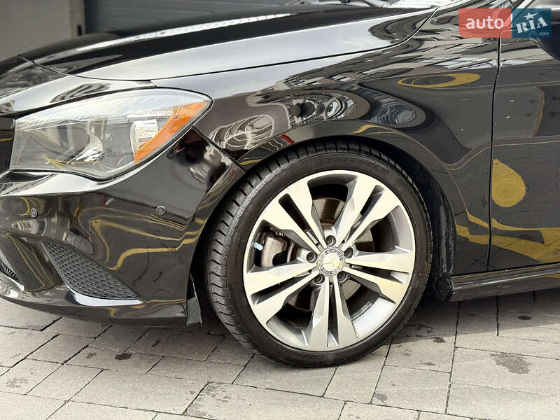 Седан Mercedes-Benz CLA-Class 2015 в Львові