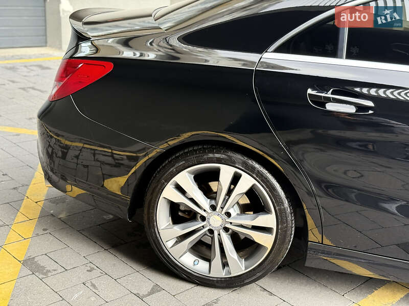 Седан Mercedes-Benz CLA-Class 2015 в Львові